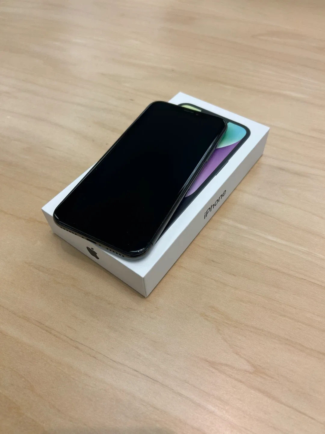 iPhone X - Like New! image indicator(2)