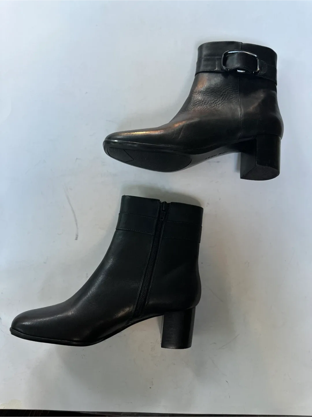 NINE WEST Black Leather Ankle Boots Size 7M image indicator(3)