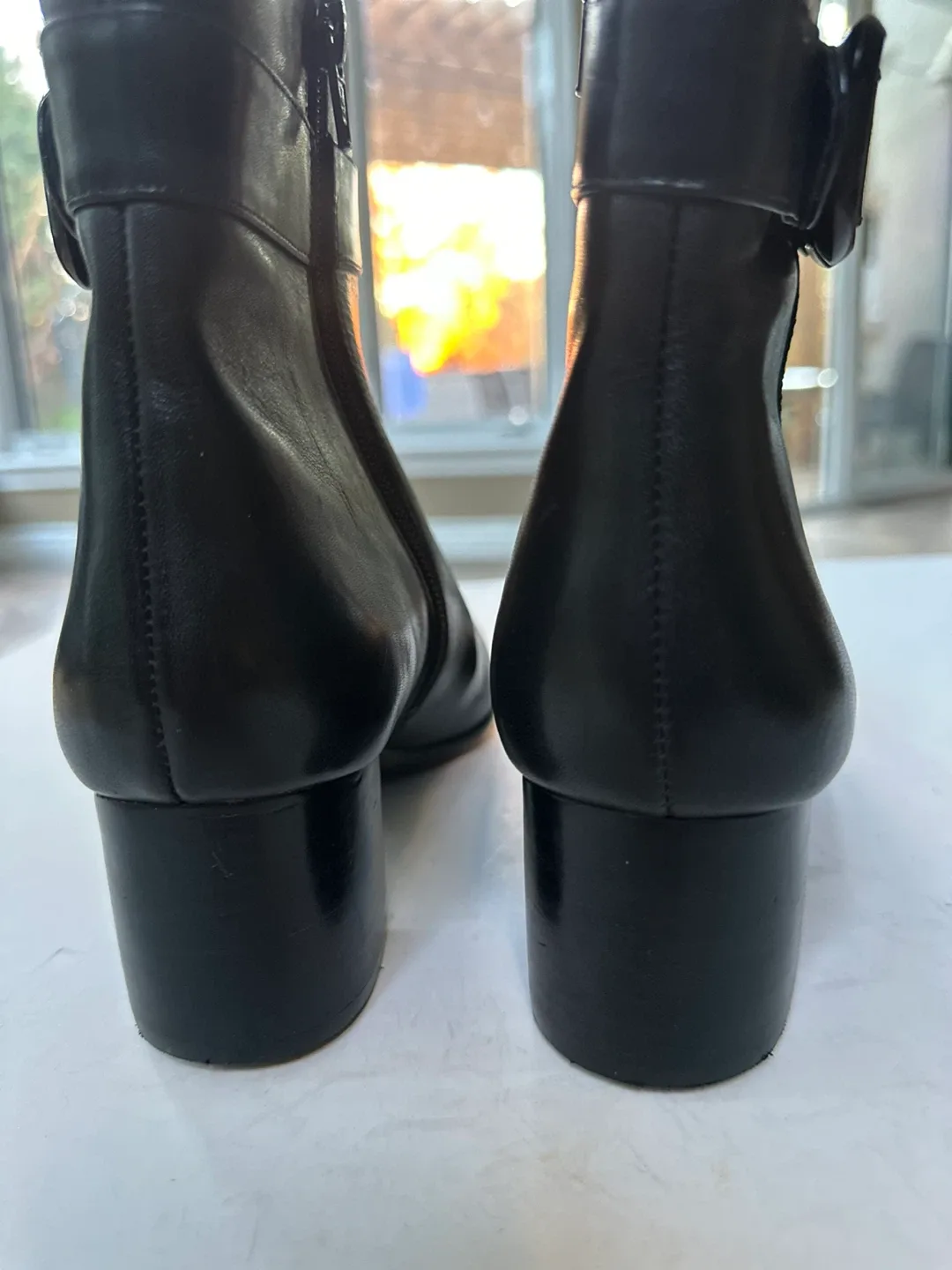 NINE WEST Black Leather Ankle Boots Size 7M image indicator(5)