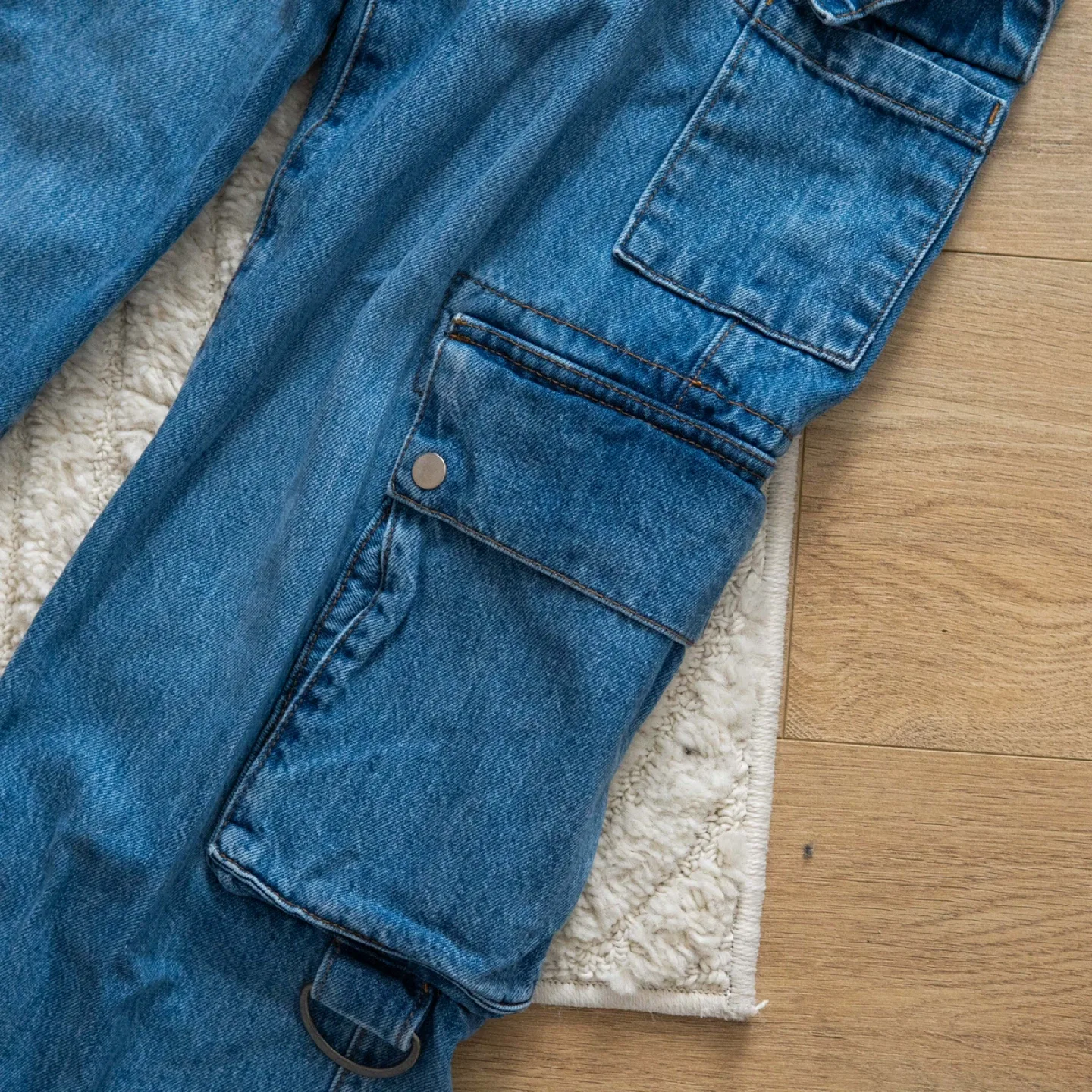 Oak + Fort Denim Cargo Pants - Size 24 image indicator(4)