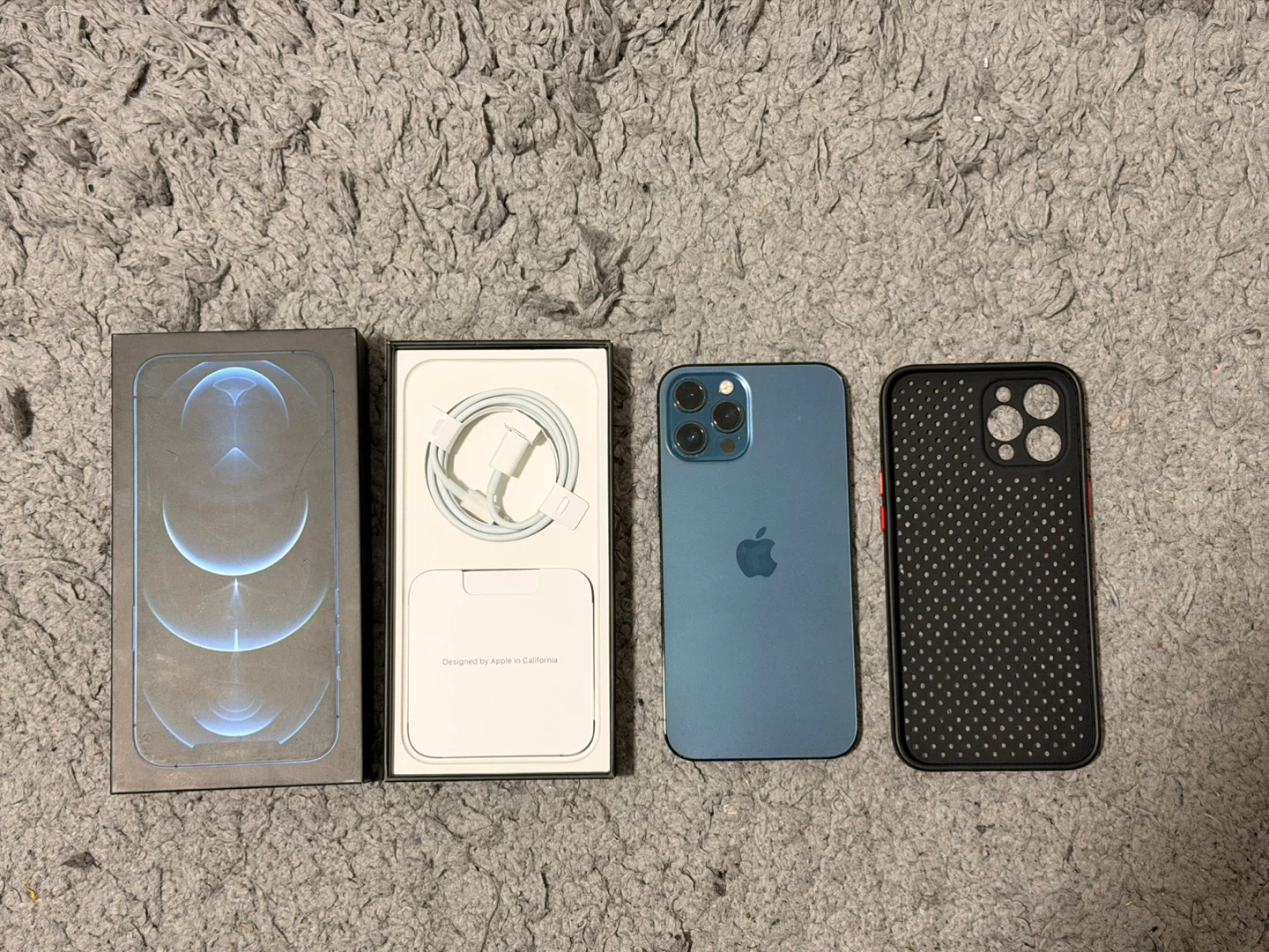 iPhone 12 Pro Max - Pacific Blue (128GB) - photo 2