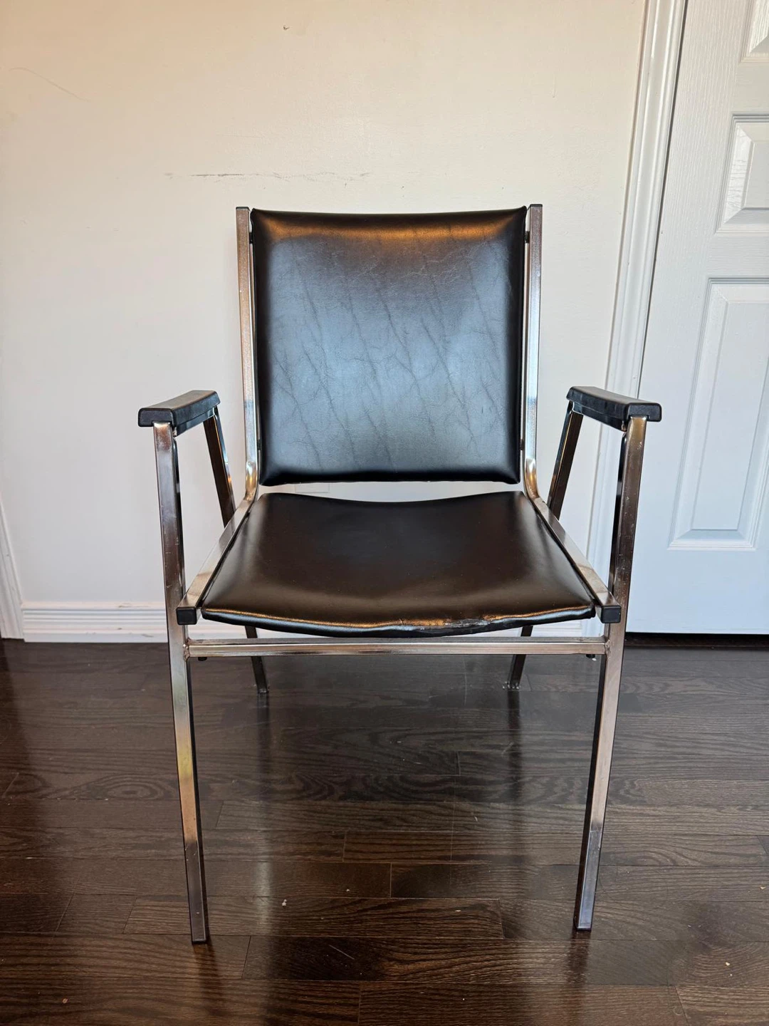 Chrome & Black Leather Accent Chair - photo 2