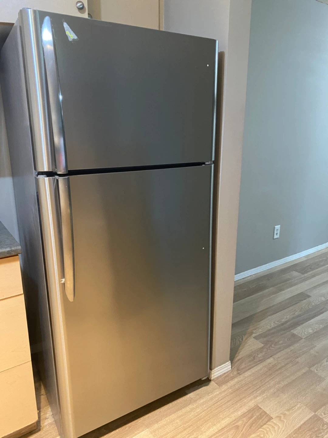 2 bedroom 2bath room,2 underground parking apartment for rent - photo 4