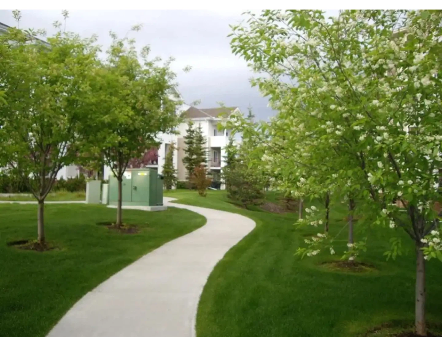 2 bedroom 2bath room,2 underground parking apartment for rent - photo 2