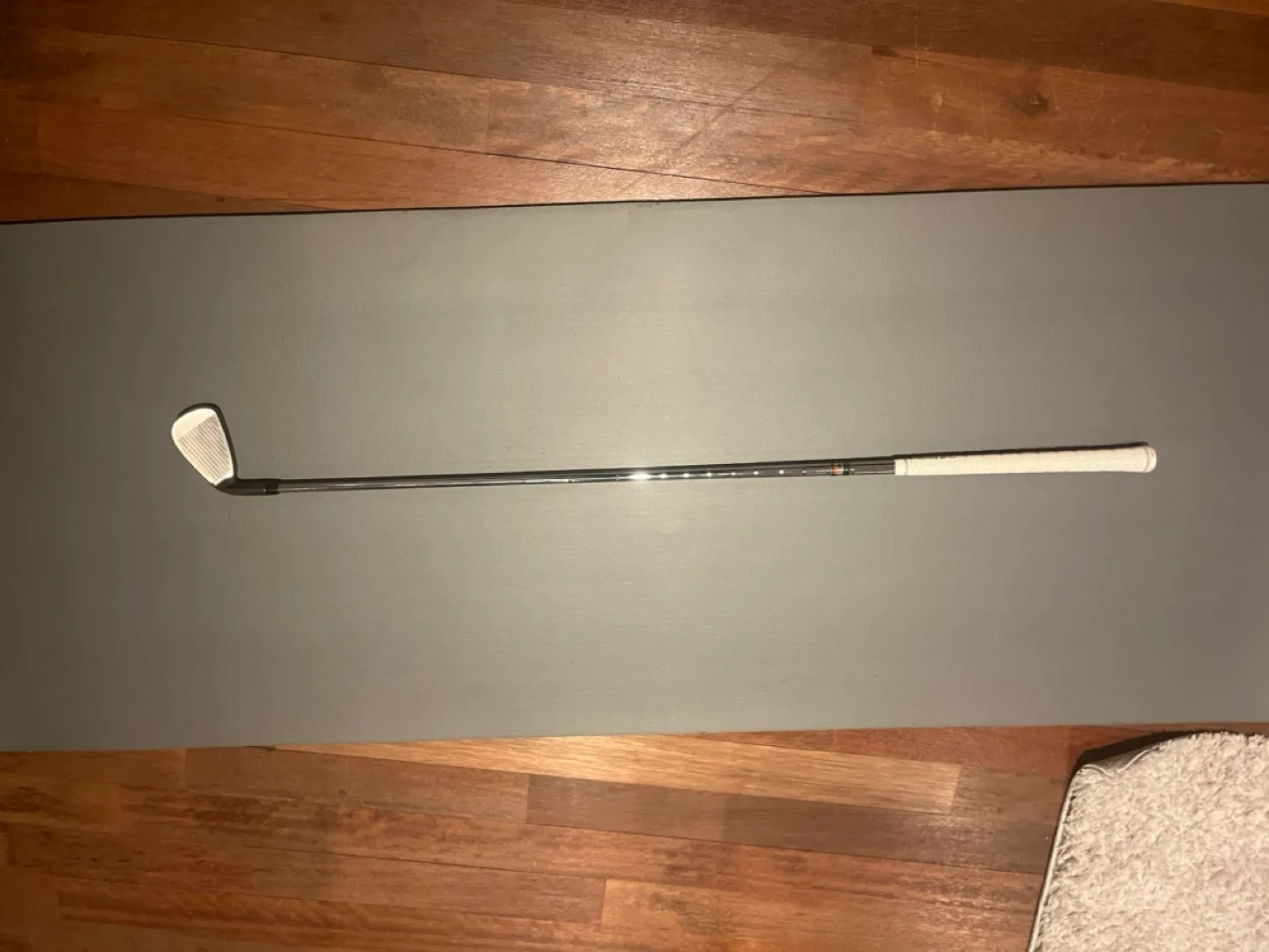 Cobra King F6 Iron - 4 Iron image indicator(2)