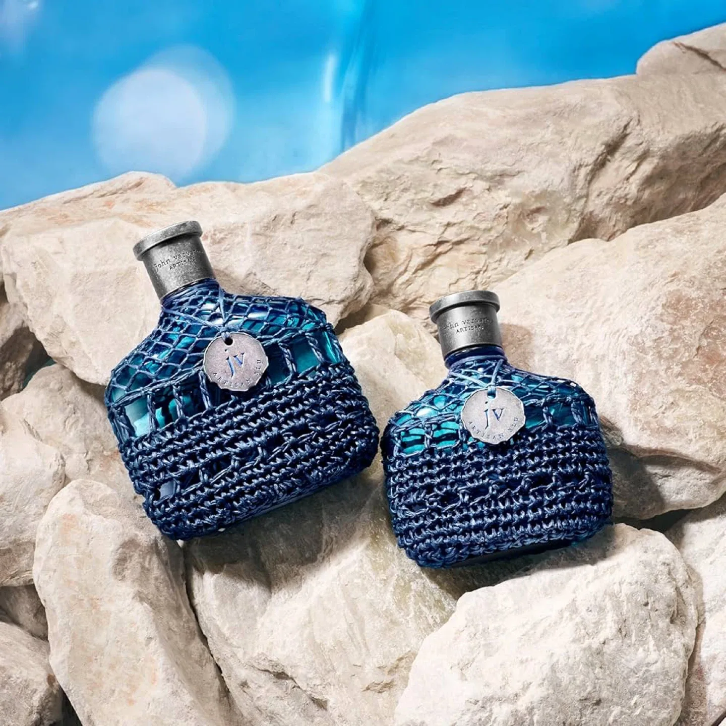 John Varvatos Artisan Blu Eau de Toilette - Men's Cologne image indicator(3)