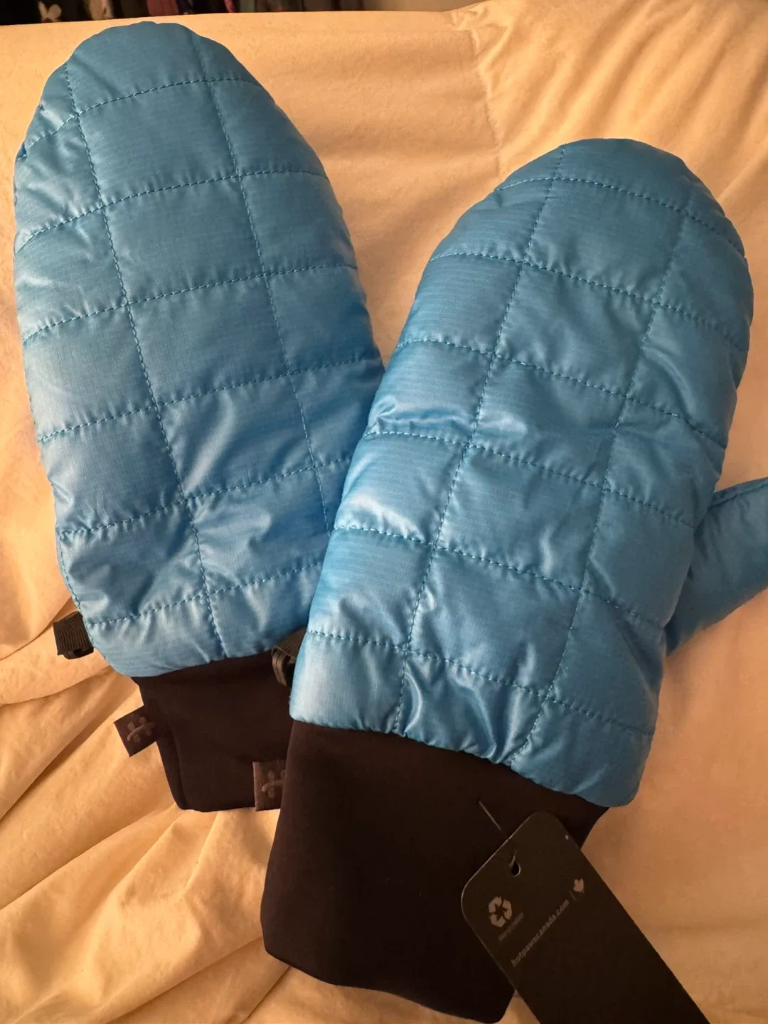 Hot Pawz Canada Blue Mittens