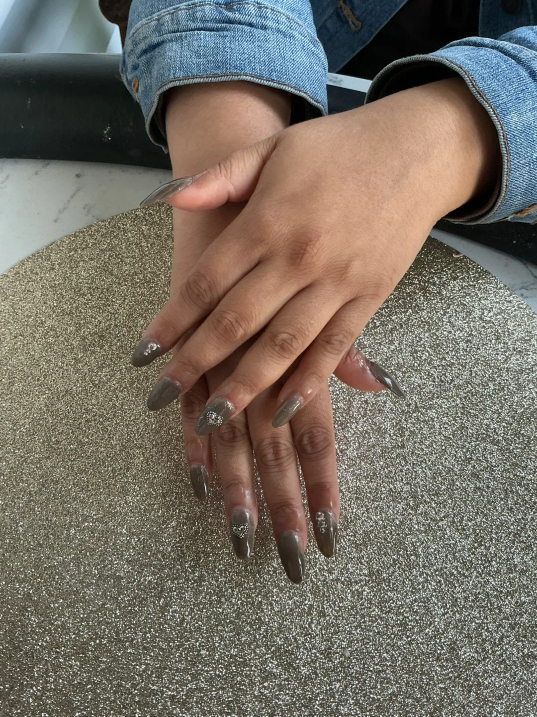 Nails at $10 image indicator(4)