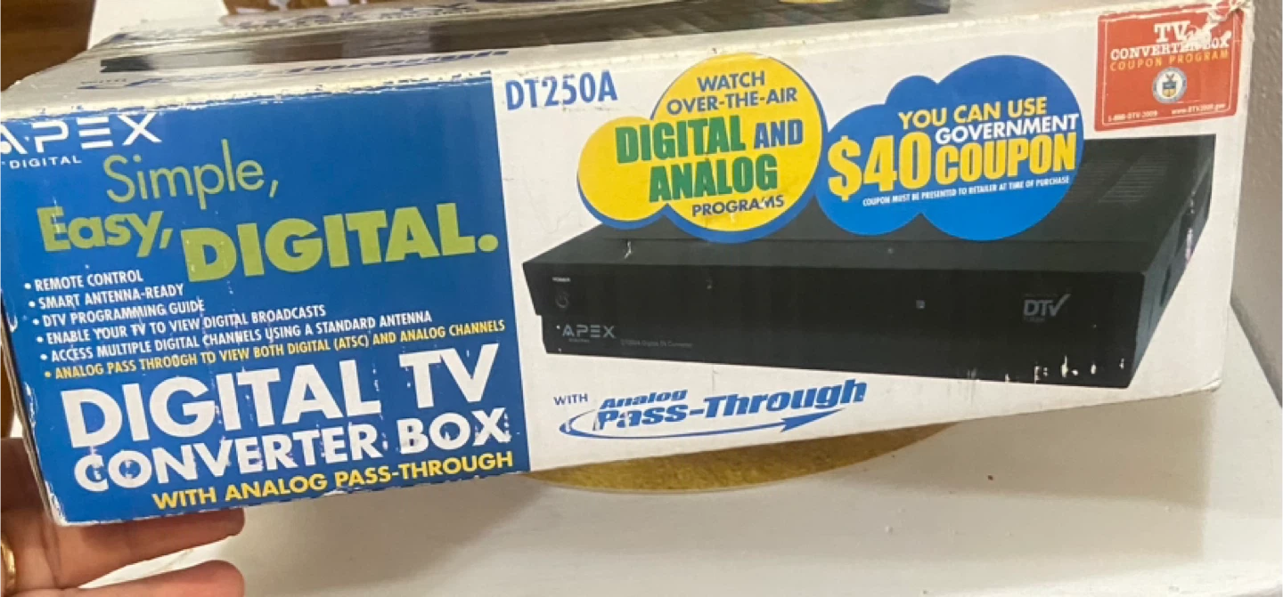 Apex DT250A Digital TV Converter Box