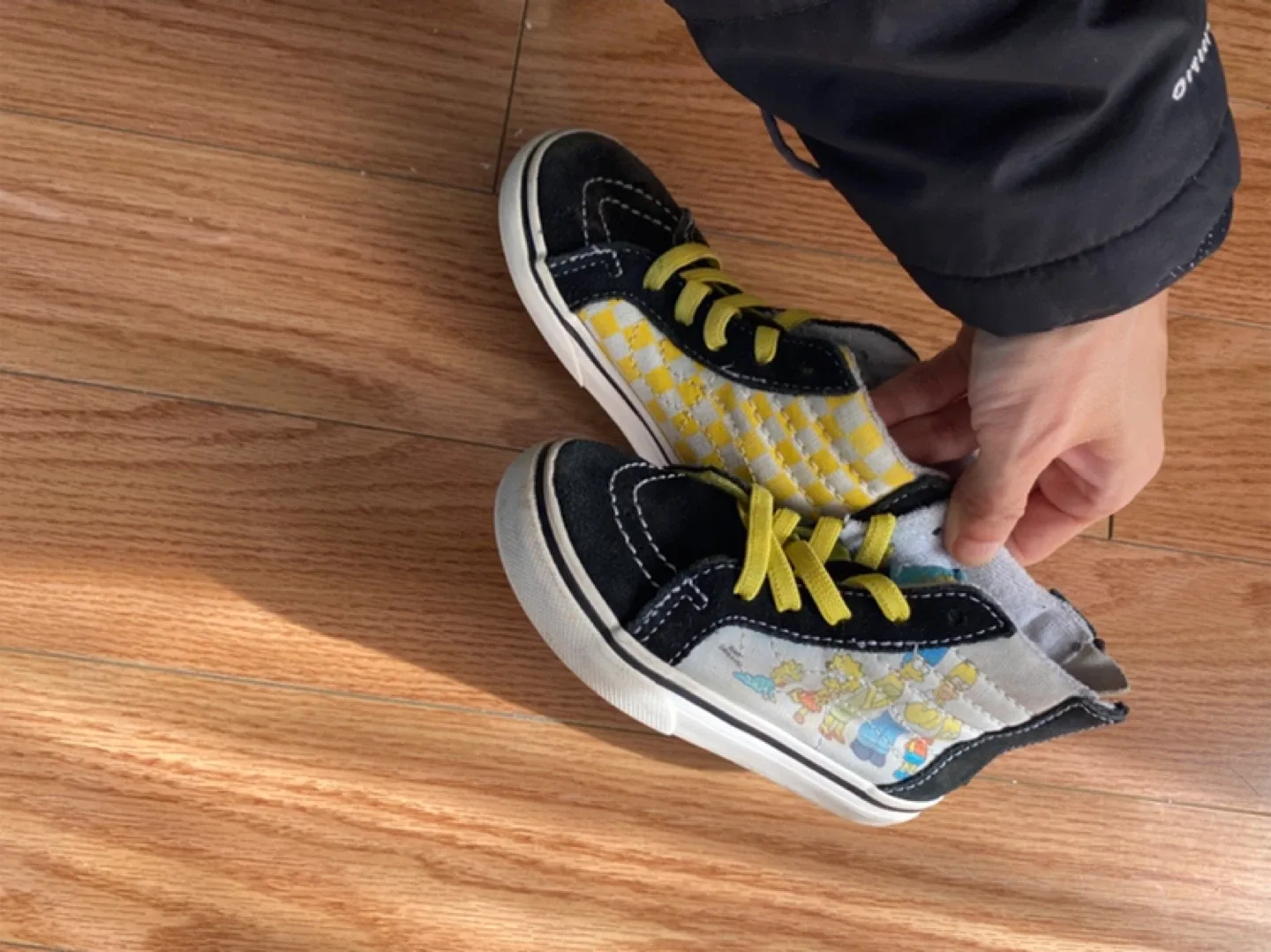 Vans Kids' Simpsons High-Tops, Size 7 thumbnail