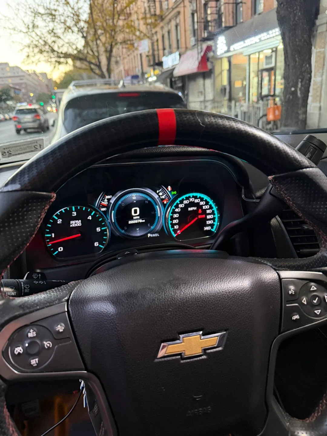 2017 Chevrolet Suburban 3500HD LT Sport Utility 4D image indicator(8)