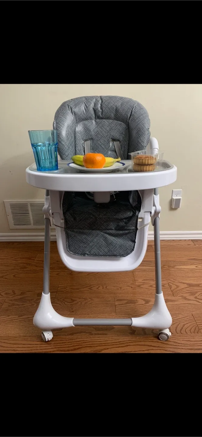 Foldable Baby Eating Feeding High Chair image indicator(2)