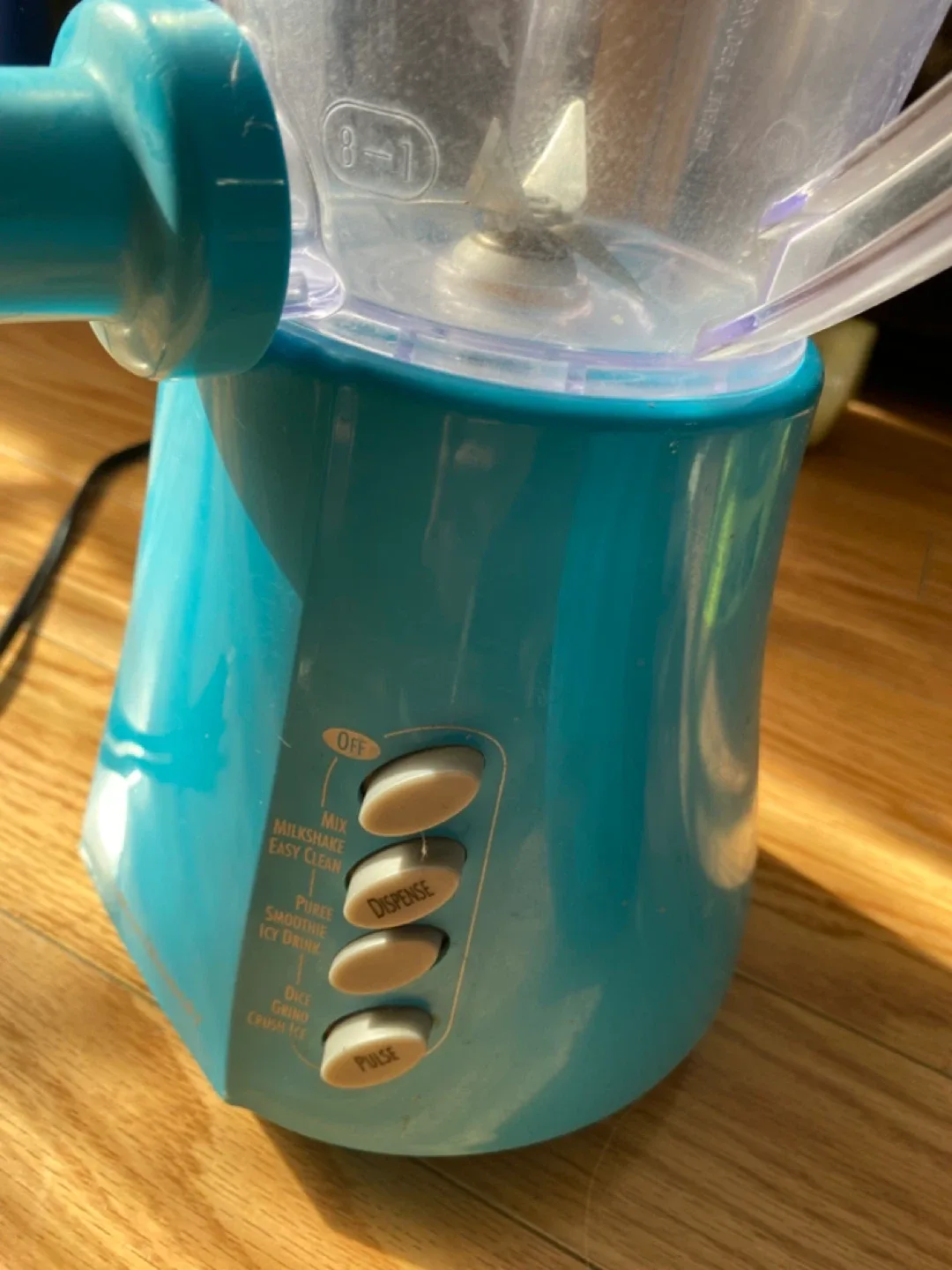 Hamilton Beach Turquoise Frozen Drink Maker image indicator(2)