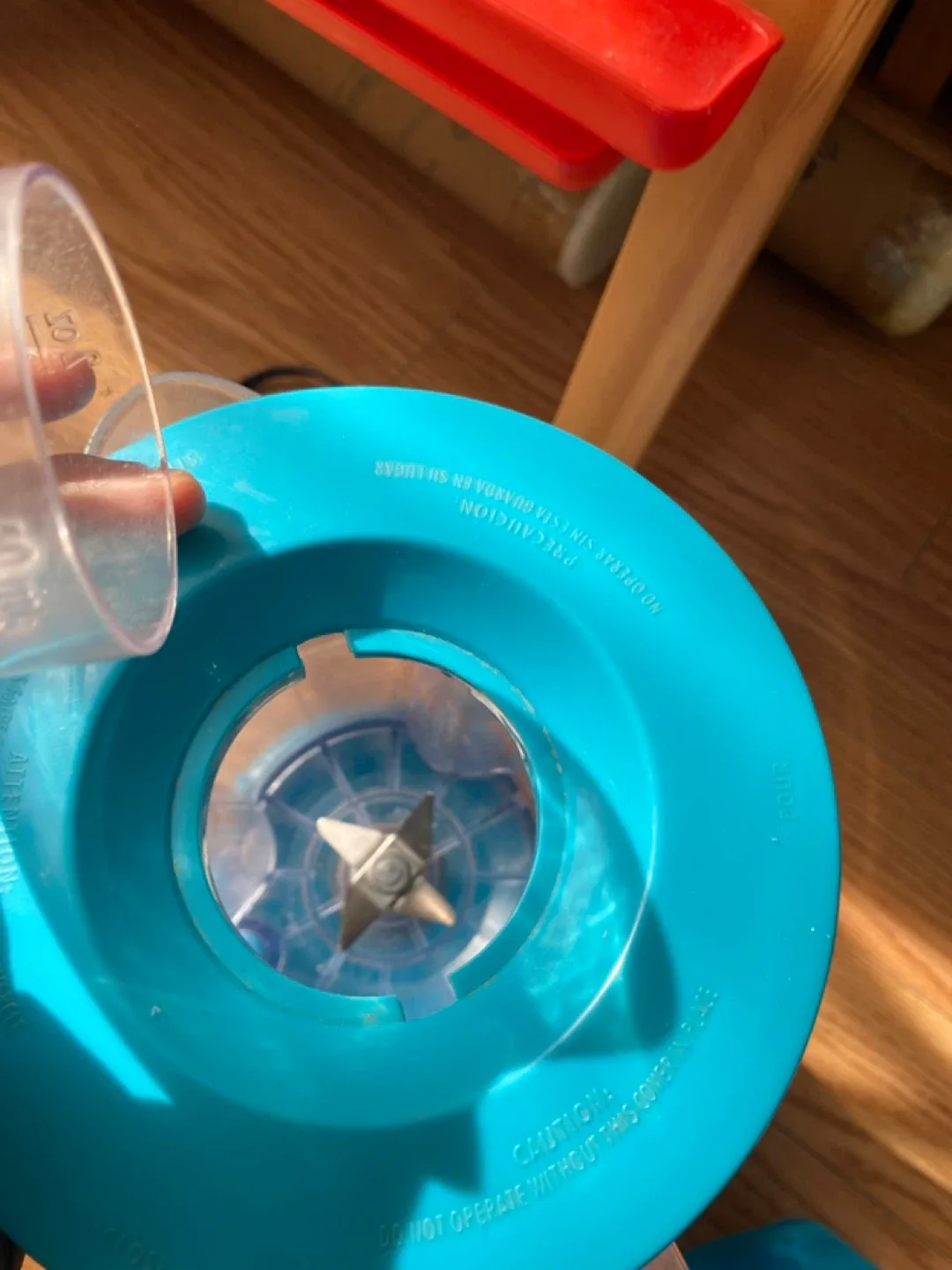 Hamilton Beach Turquoise Frozen Drink Maker image indicator(4)