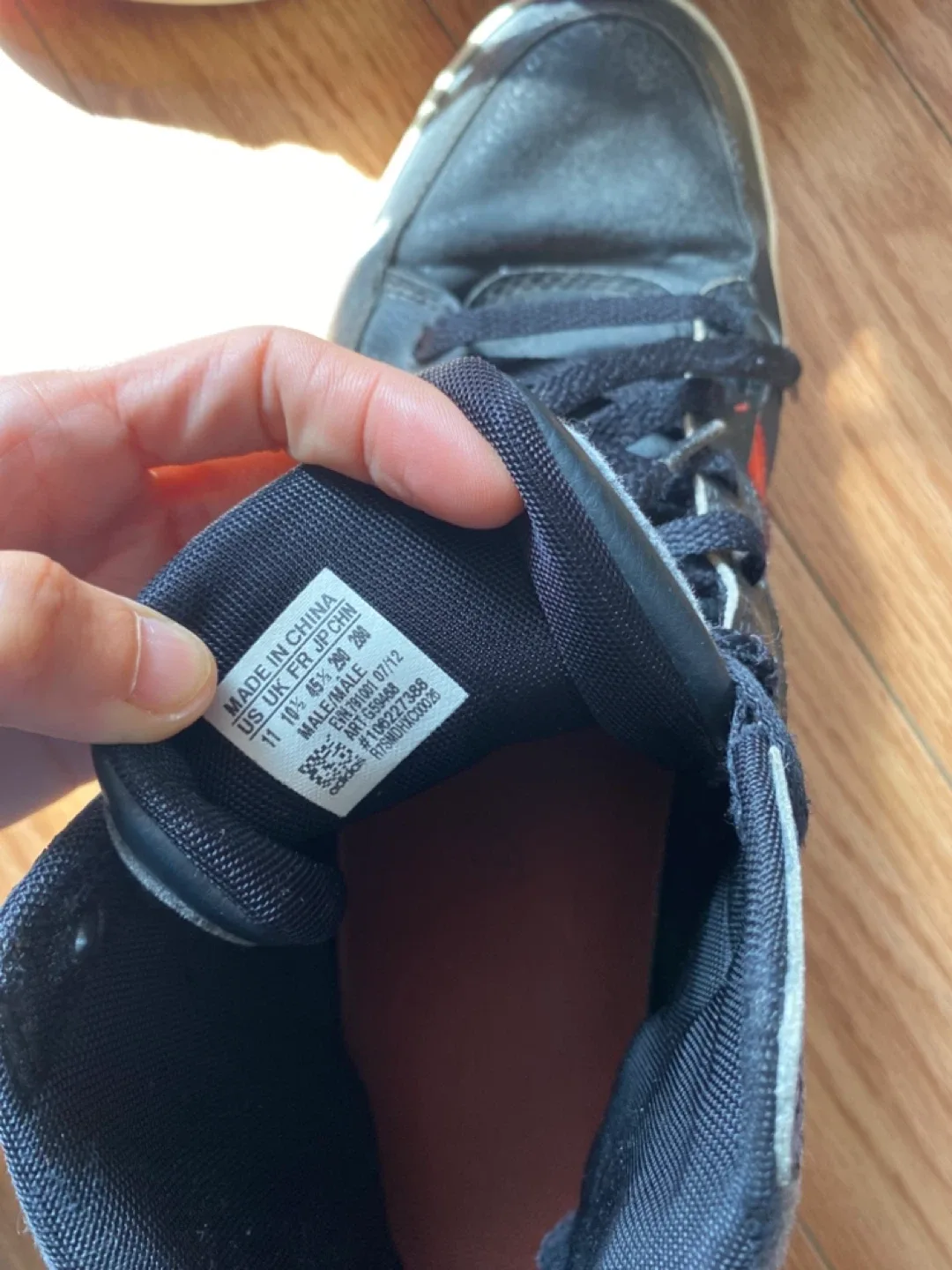 Adidas High-Top Sneakers Size 11 image indicator(5)