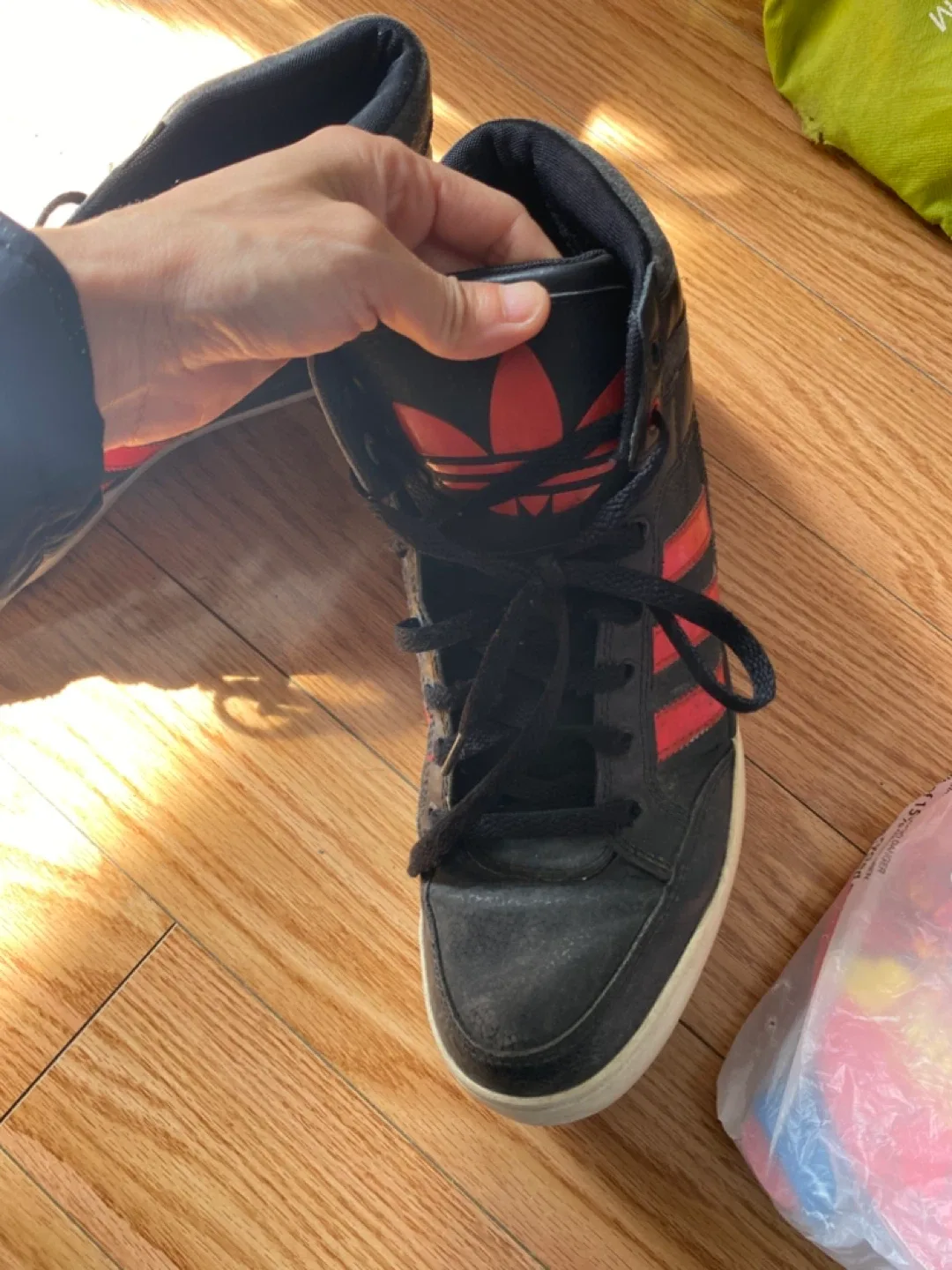 Adidas High-Top Sneakers Size 11 image indicator(2)