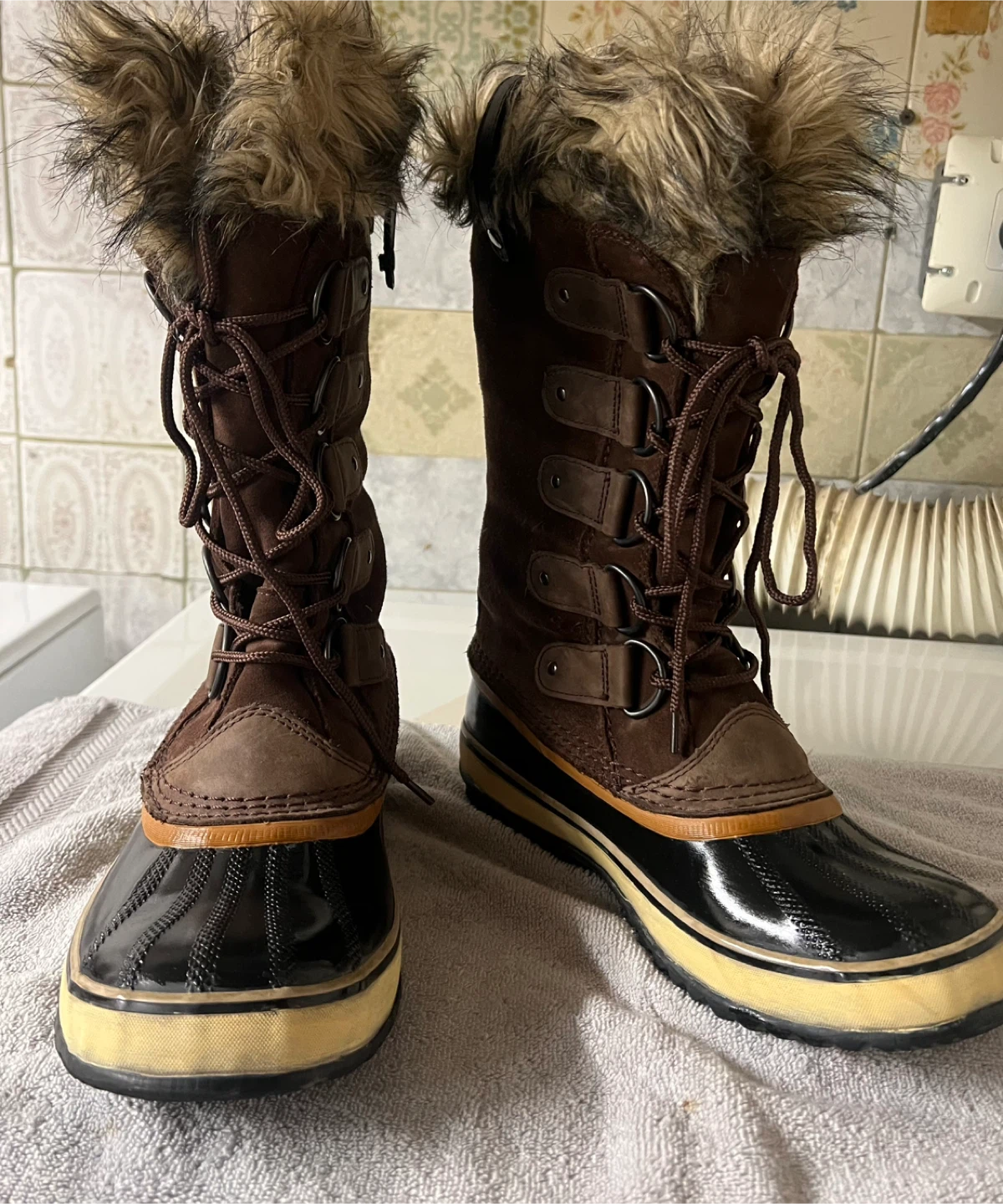 Sorel Tofino II Faux Fur Lined Winter Boots - Size 8 - photo 2