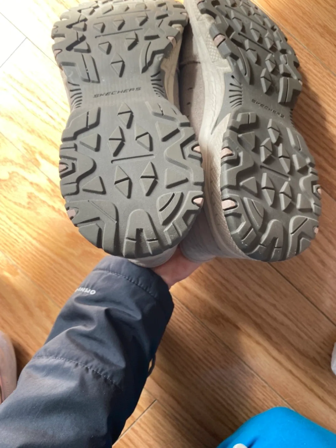 Skechers Slip-ins Trail Women's Shoes - Size 7 image indicator(4)