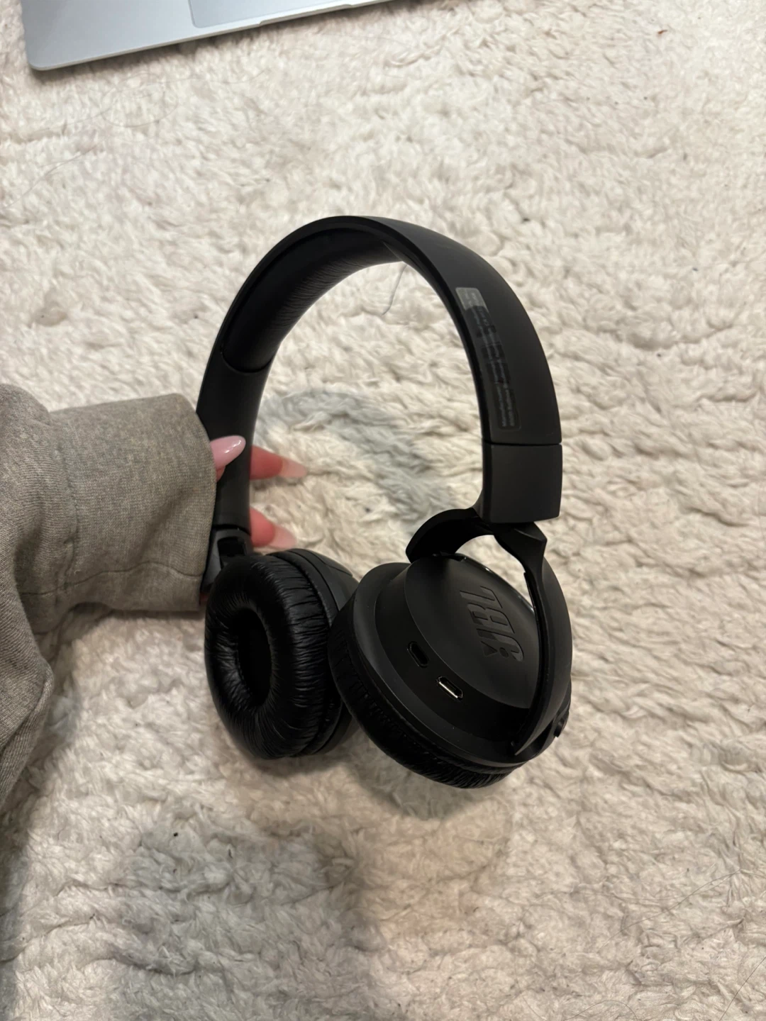 JBL Tune 510BT Wireless On-Ear Headphones - Black