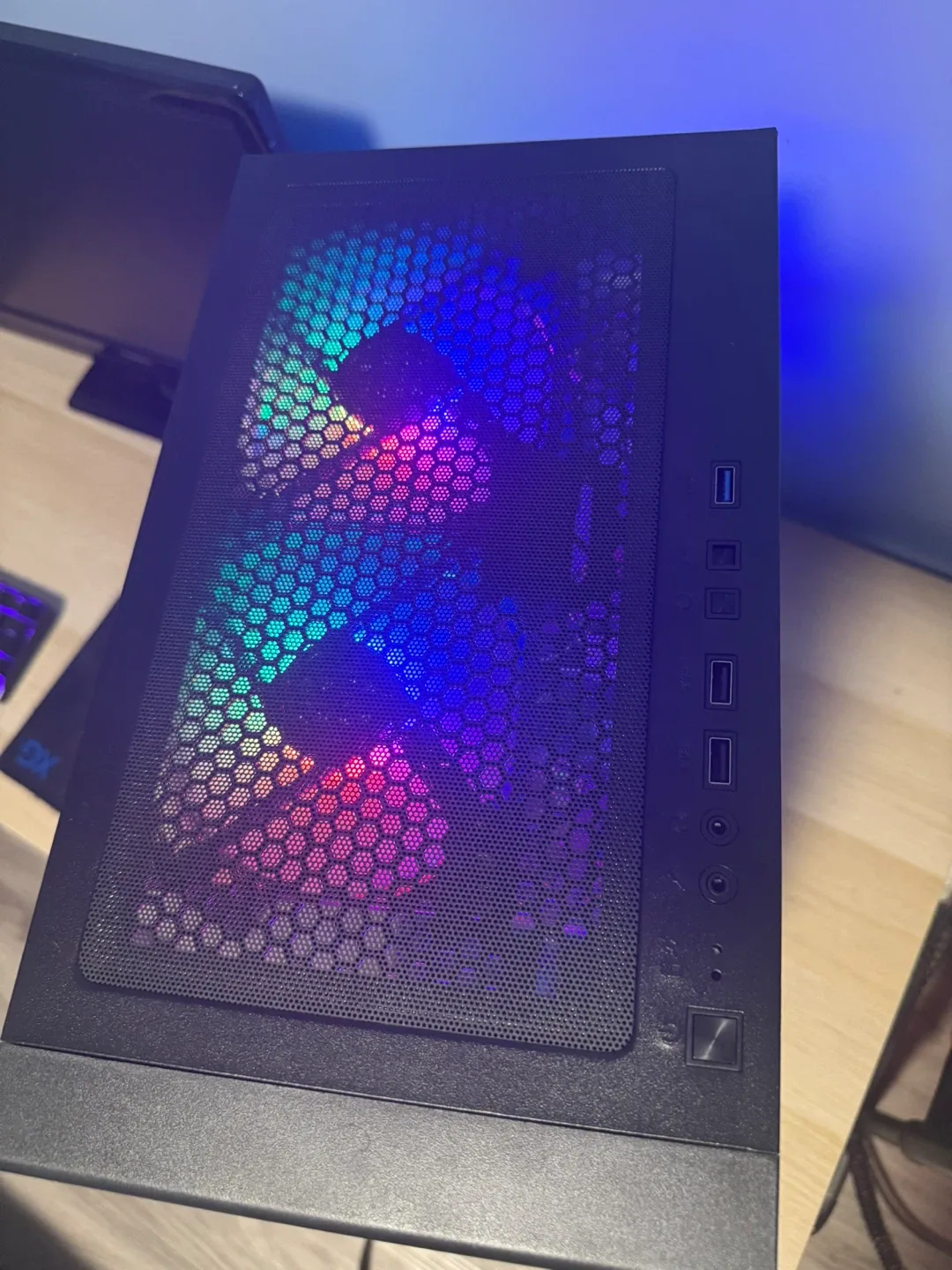 Custom RTX Gaming Pc image indicator(6)