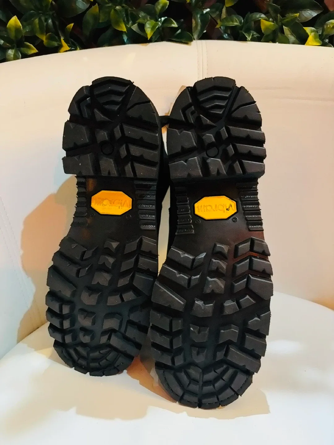 Brand new Dayton Black Leather Boots Size 4 1/2 E image indicator(3)