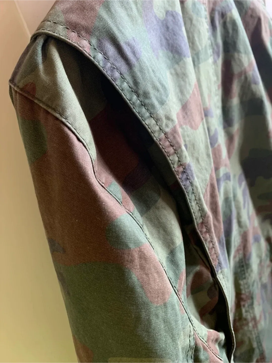 GAP Men’s Jacket-Size M image indicator(5)