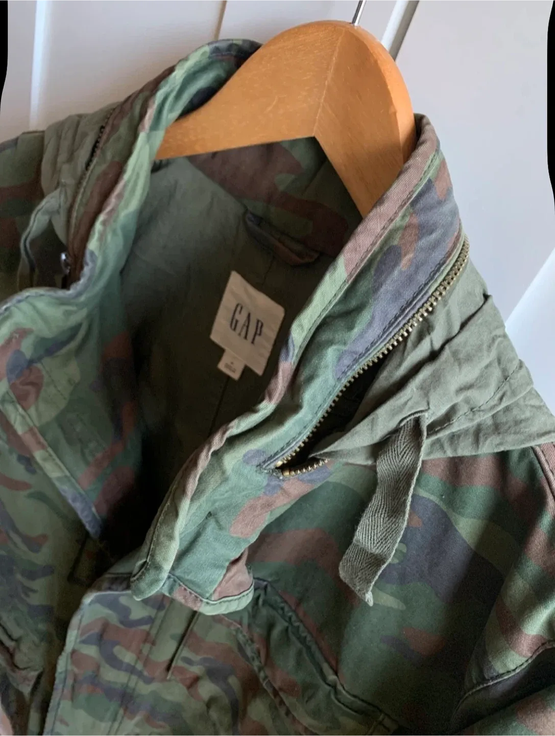 GAP Men’s Jacket-Size M image indicator(7)