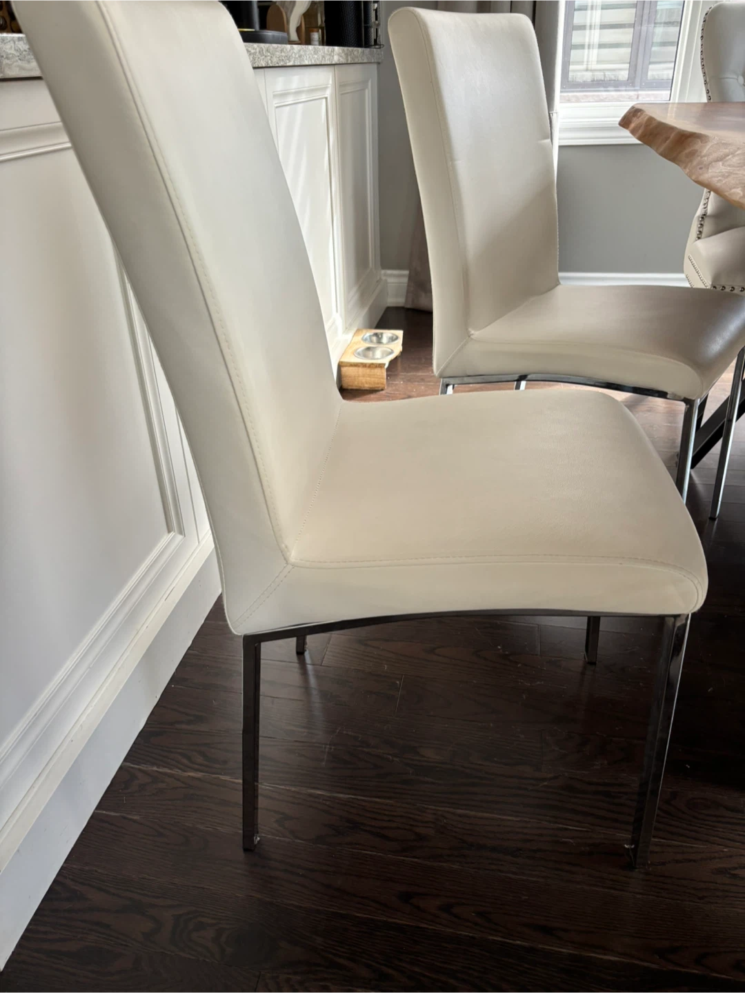 Modern White Dining Chairs - photo 2