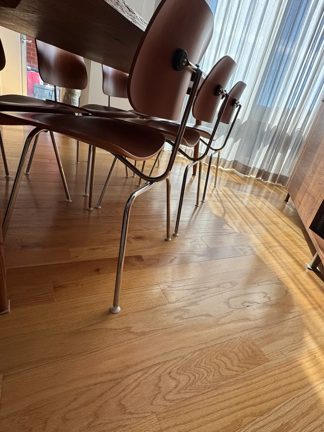 Live Edge Wood Dining Table with Chairs image indicator(3)