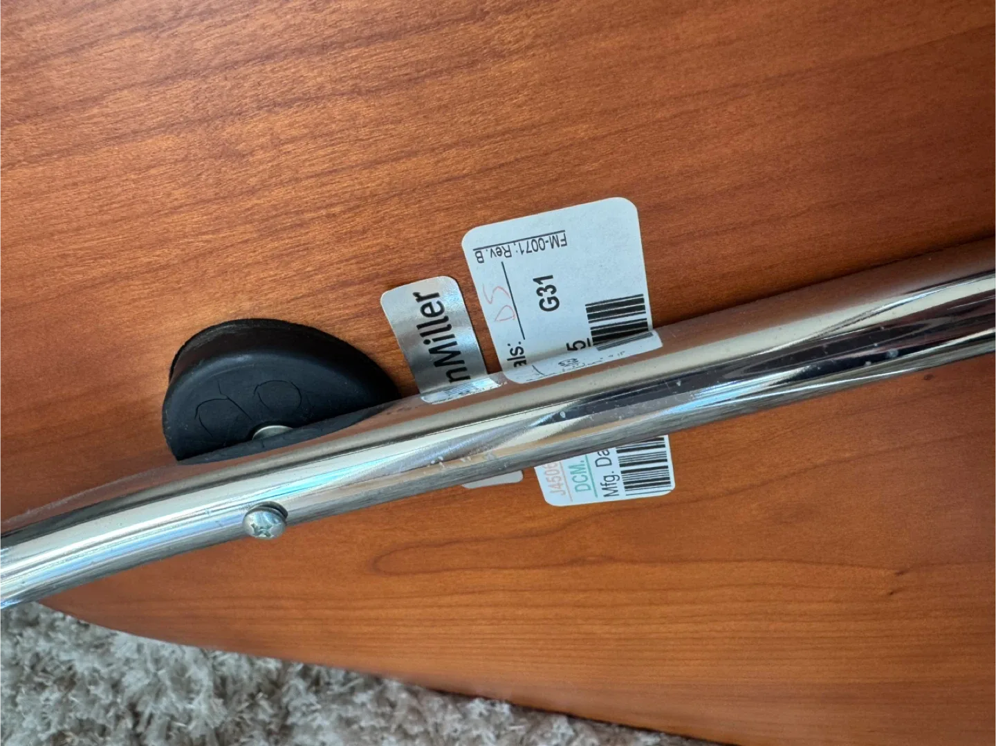 Live Edge Wood Dining Table with Chairs image indicator(9)