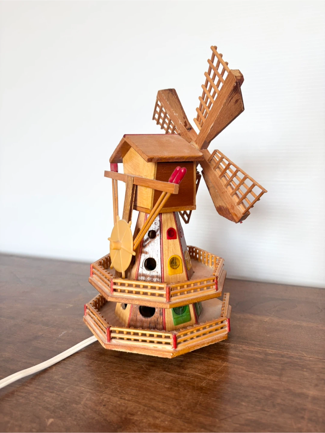 Vintage wooden Dutch windmill music night light - photo 3