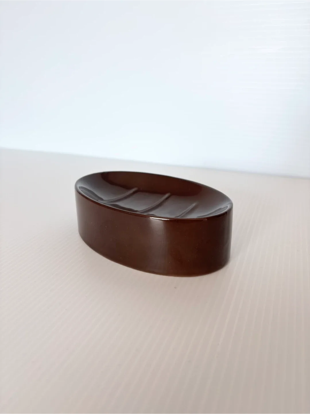 Vintage McGregor bath fashions brown ceramic soap dish image indicator(2)