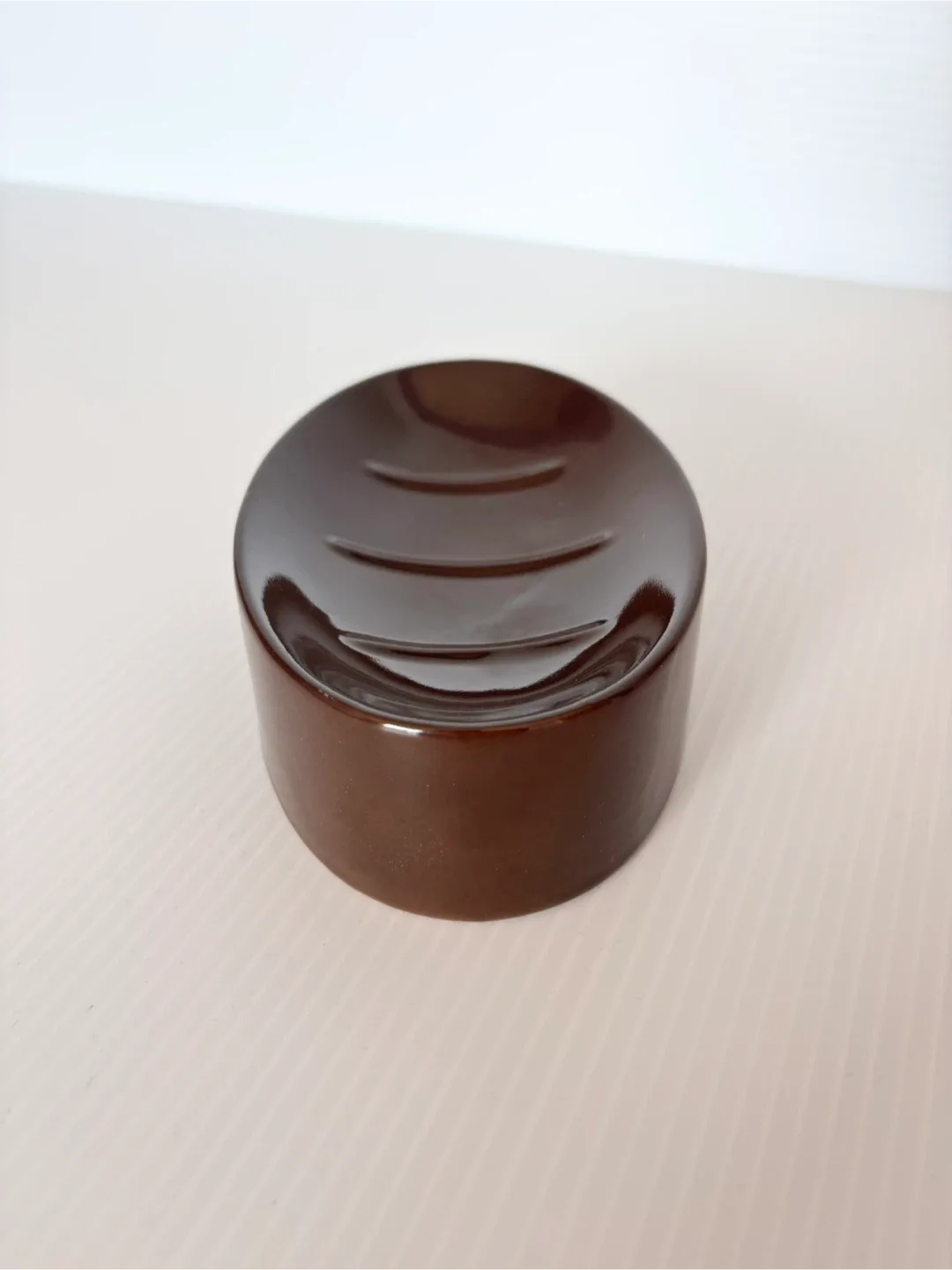 Vintage McGregor bath fashions brown ceramic soap dish image indicator(3)