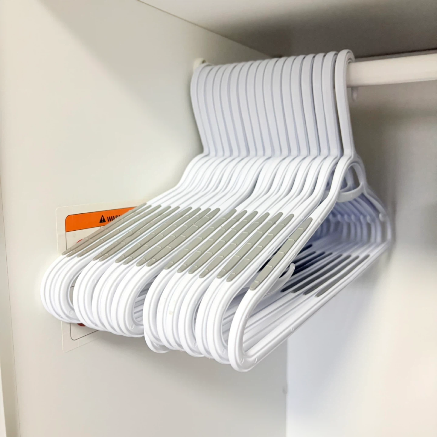 New White Plastic Hangers with Rubber Grips (17pcs)