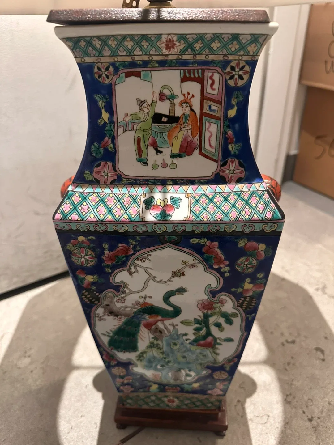 Vintage Asian Style Table Lamp image indicator(3)