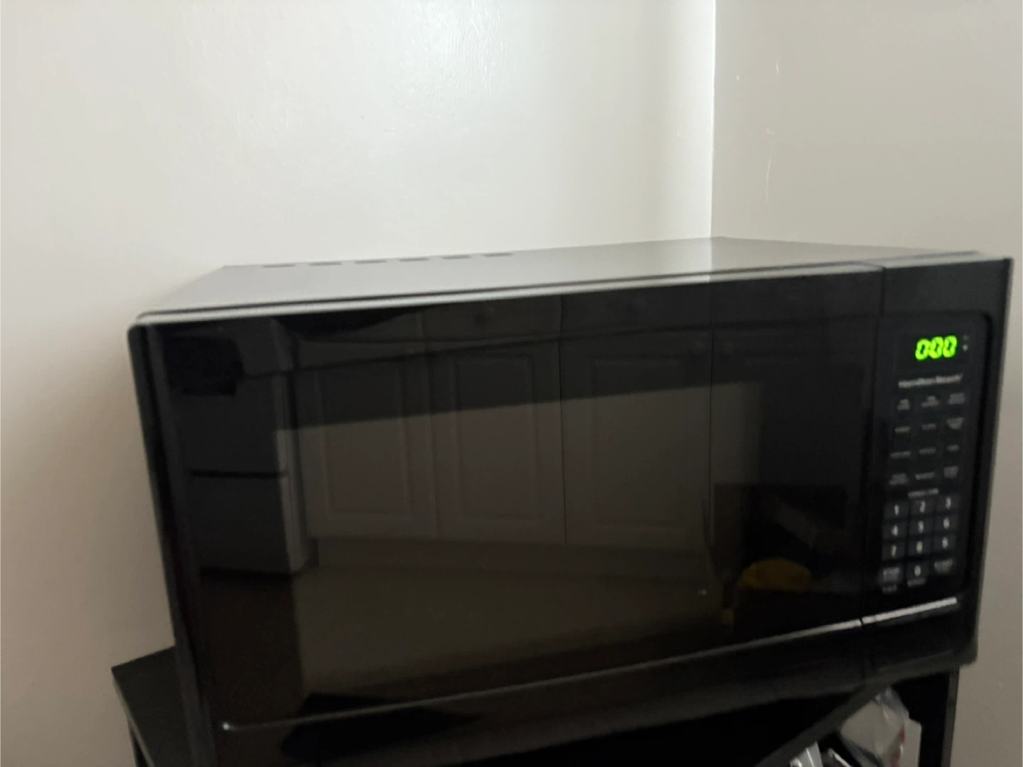 Hamilton Beach Black Microwave - photo 4