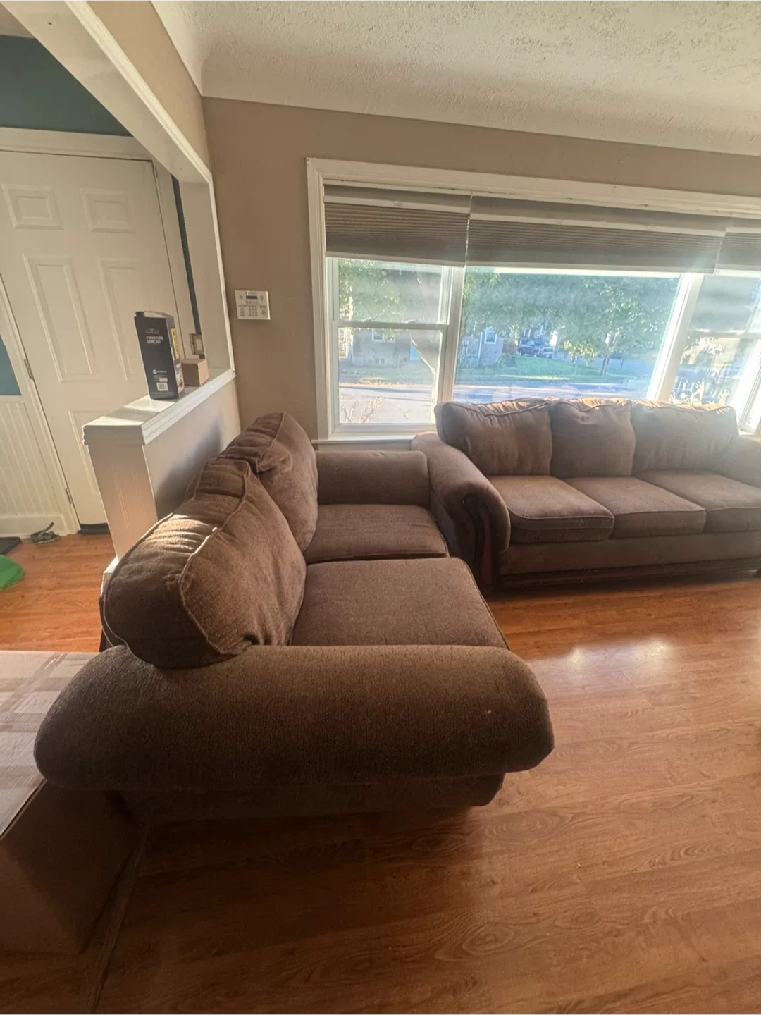 Brown Sofa Set image indicator(2)