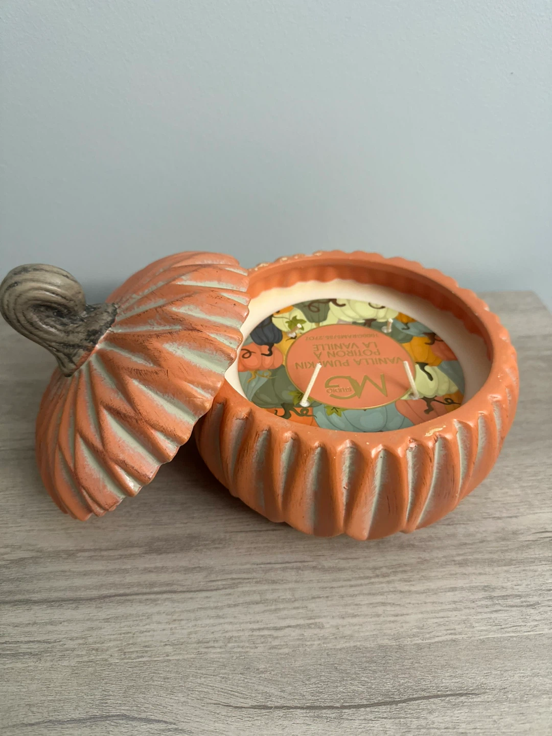 MG Studio Vanilla Pumpkin Candle - photo 2