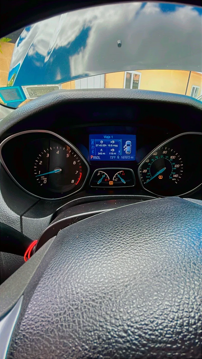 Ford Focus - Black 2013 image indicator(7)