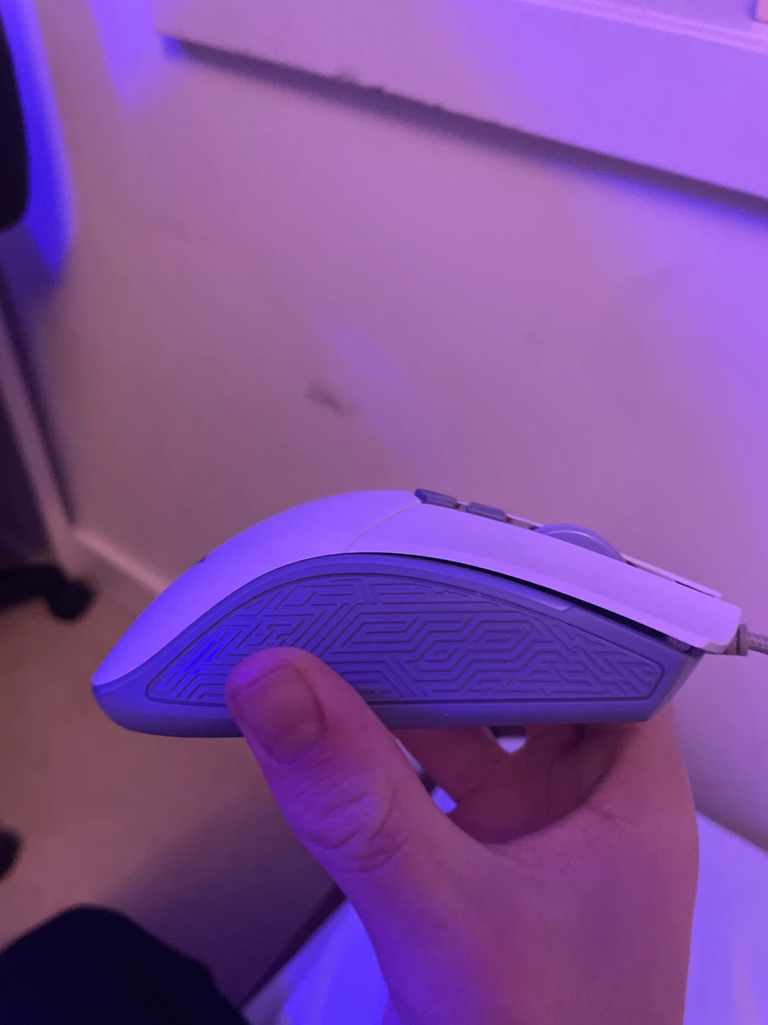 Falcon Gaming Mouse - photo 3