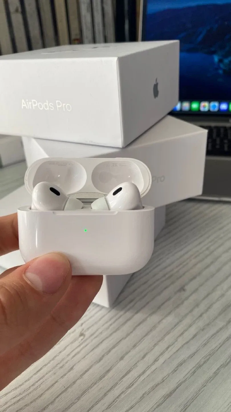 Apple AirPods Pro (2nd generation) - New! image indicator(3)