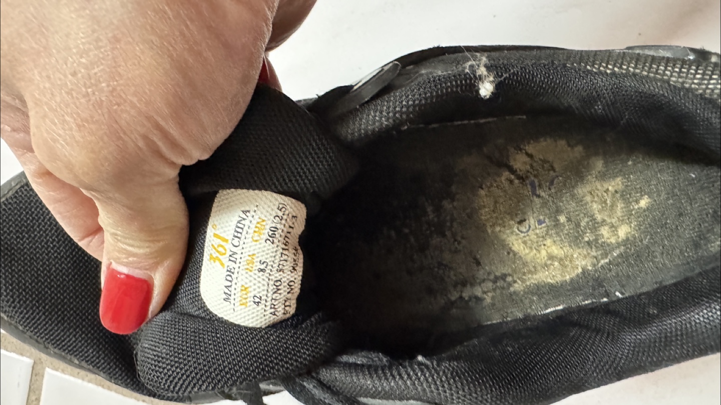 361° Black Running Shoes - US 8.5 - photo 3