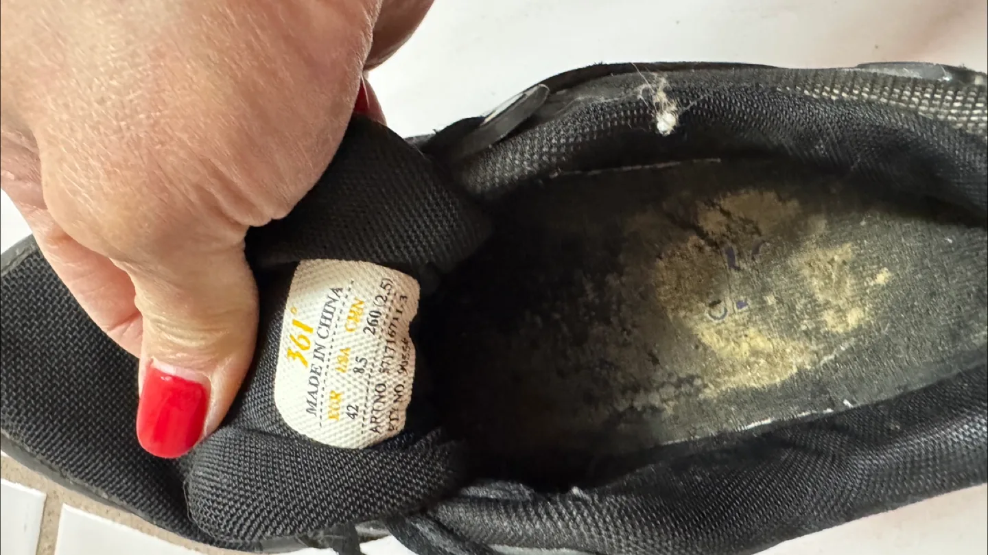 361° Black Running Shoes - US 8.5 image indicator(3)