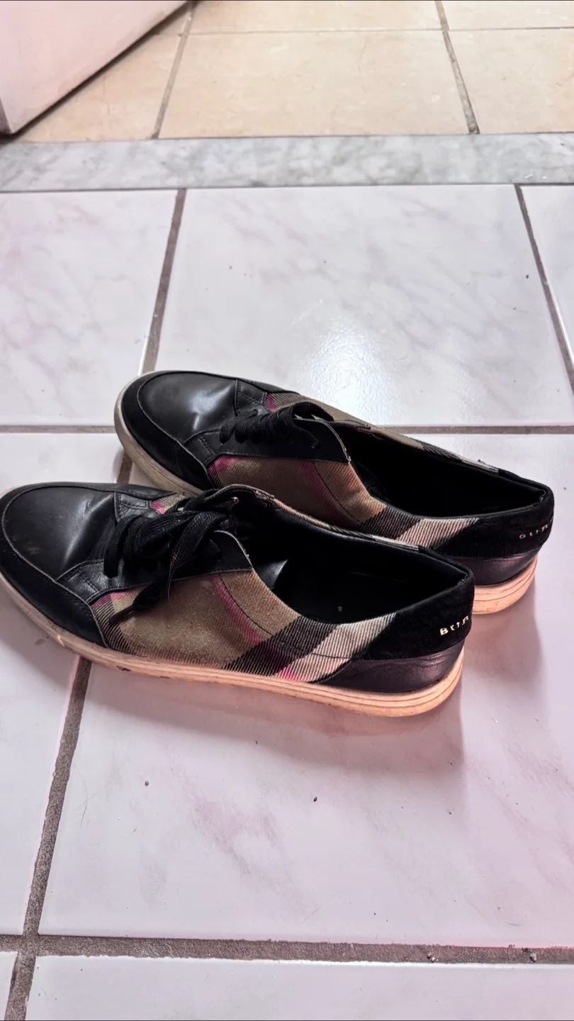 Burberry Leather Sneakers, Size 42 image indicator(2)