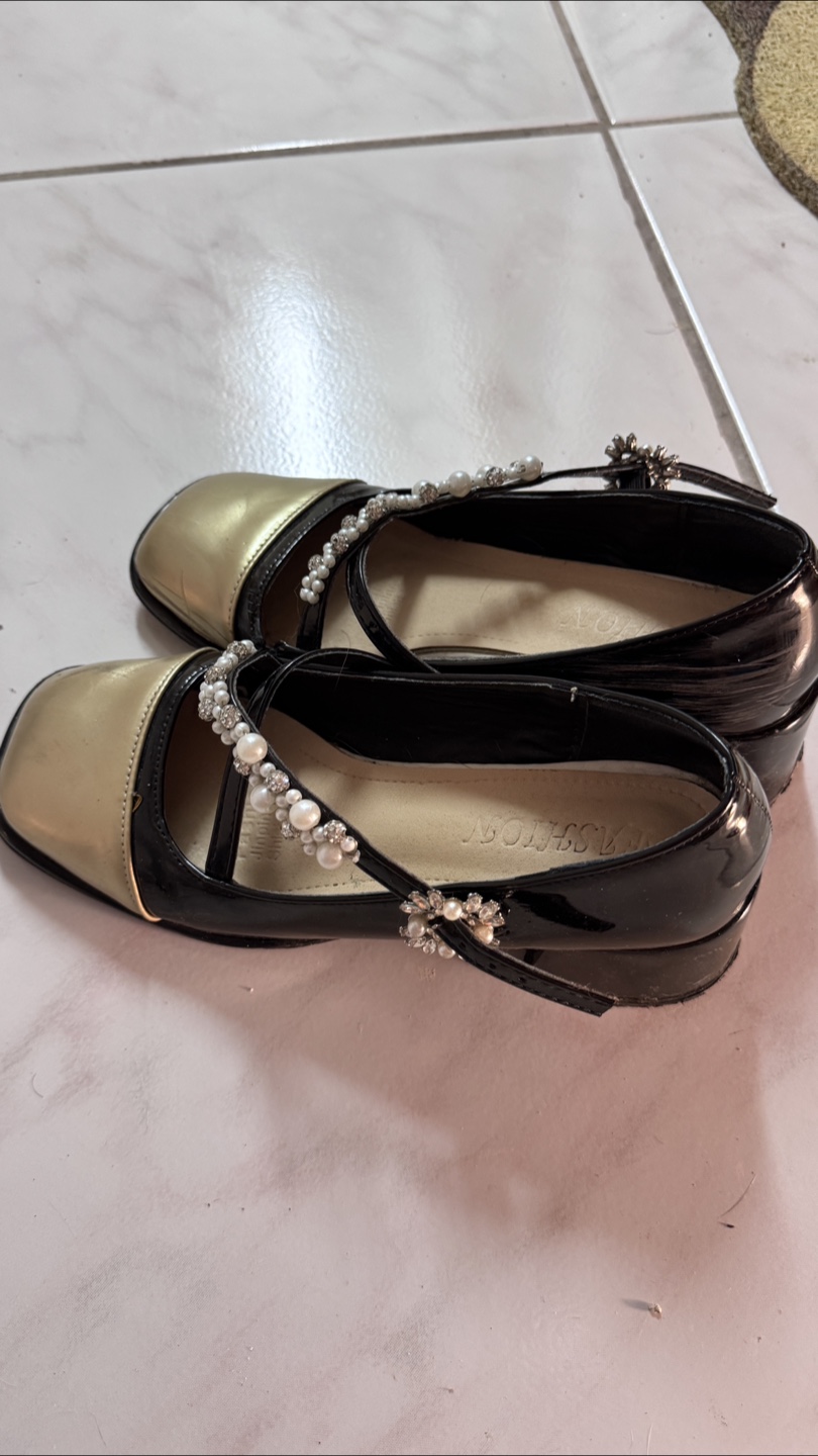 Black & Gold Dress Shoes - Size 6 - photo 2