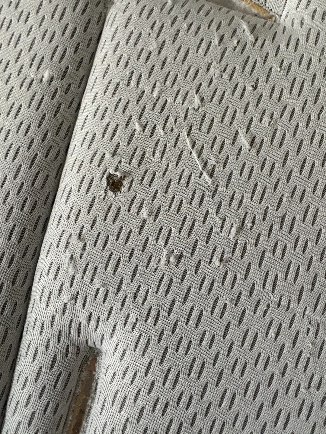 Uppababy crème snug seat / seat liner VGUC image indicator(2)