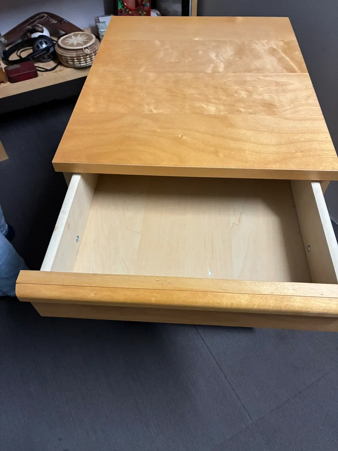 Wooden Filing Cabinet image indicator(3)