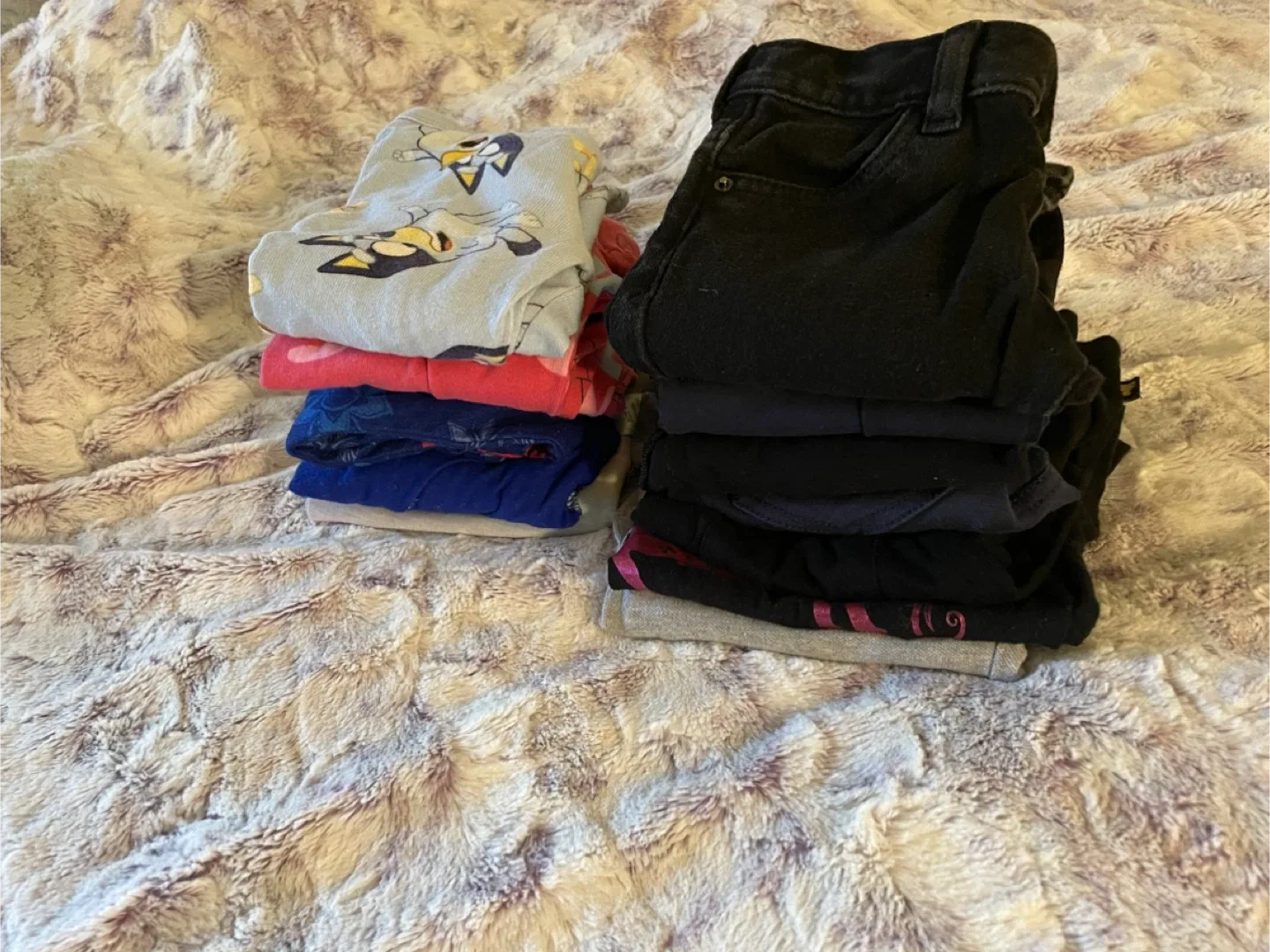 Kids Clothes Bundle thumbnail