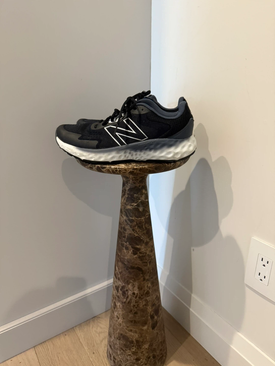 New balance men’s size 8 runners - photo 4