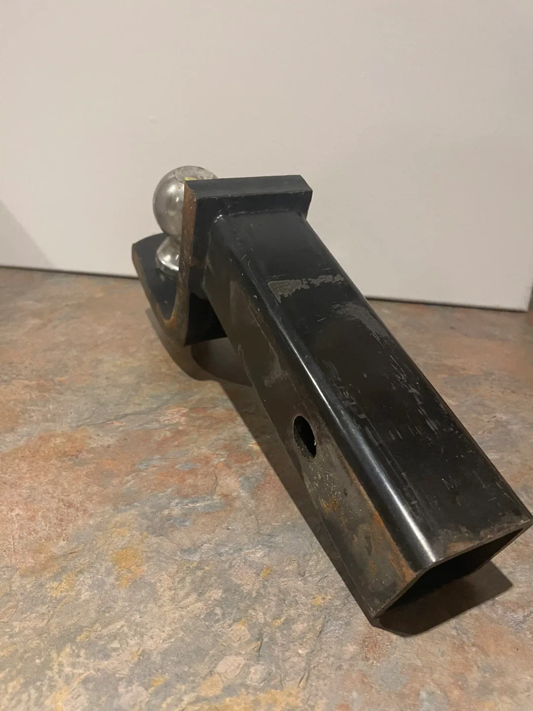 Hidden Hitch Trailer Hitch - 5000 lbs image indicator(3)